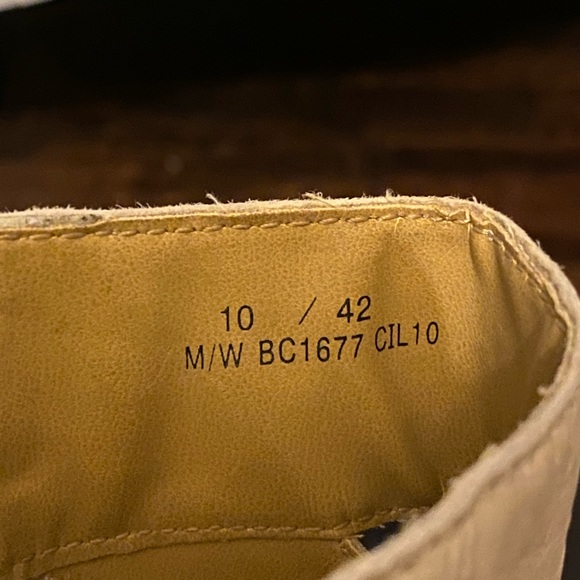 BORN size 10 wedges like new!!! - Picture 4 of 5